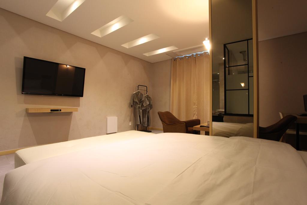 C&B Hotel Ansan Eksteriør billede