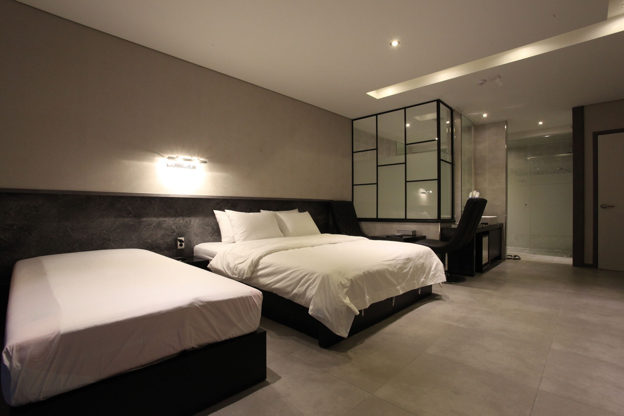 C&B Hotel Ansan Eksteriør billede