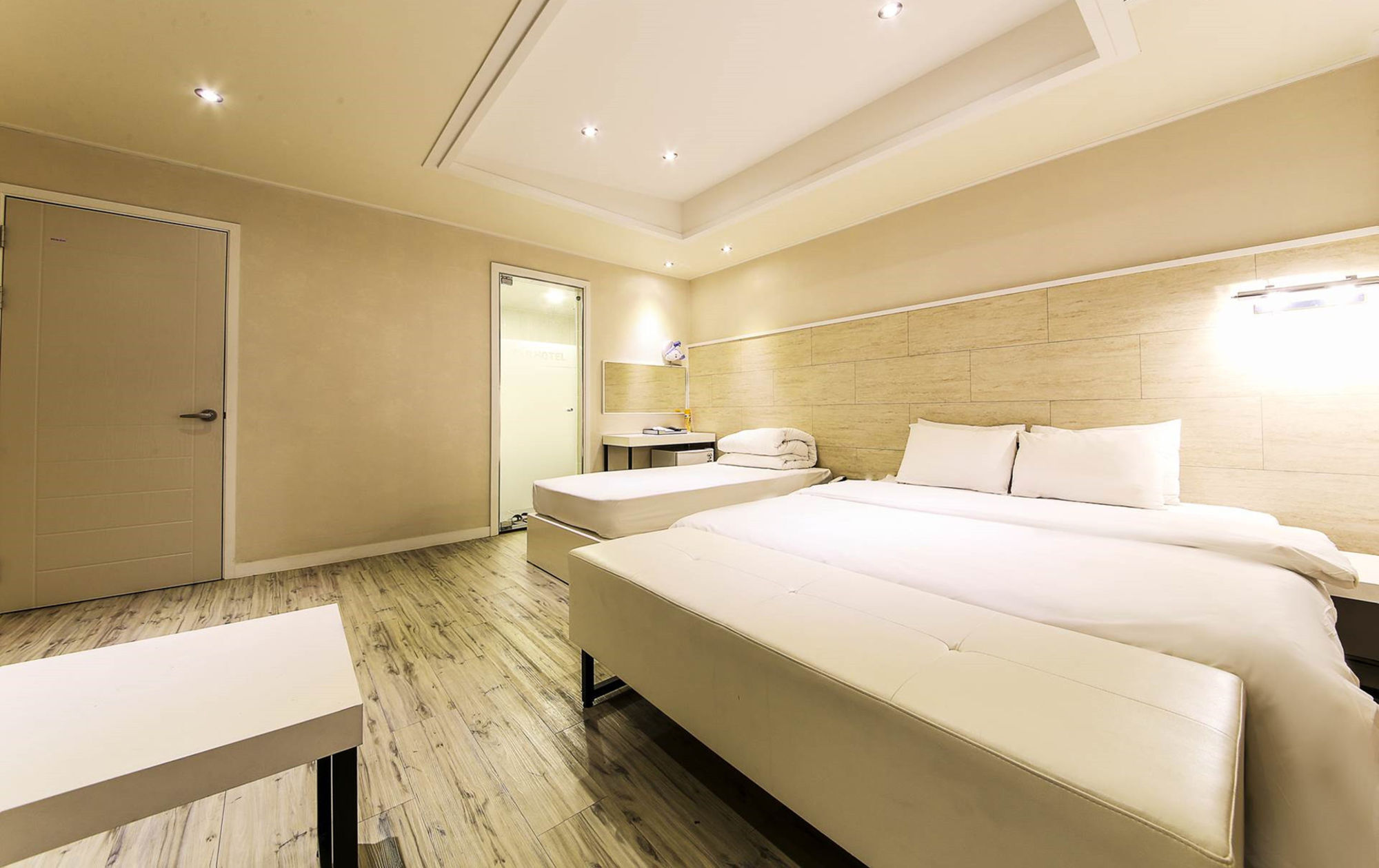 C&B Hotel Ansan Eksteriør billede